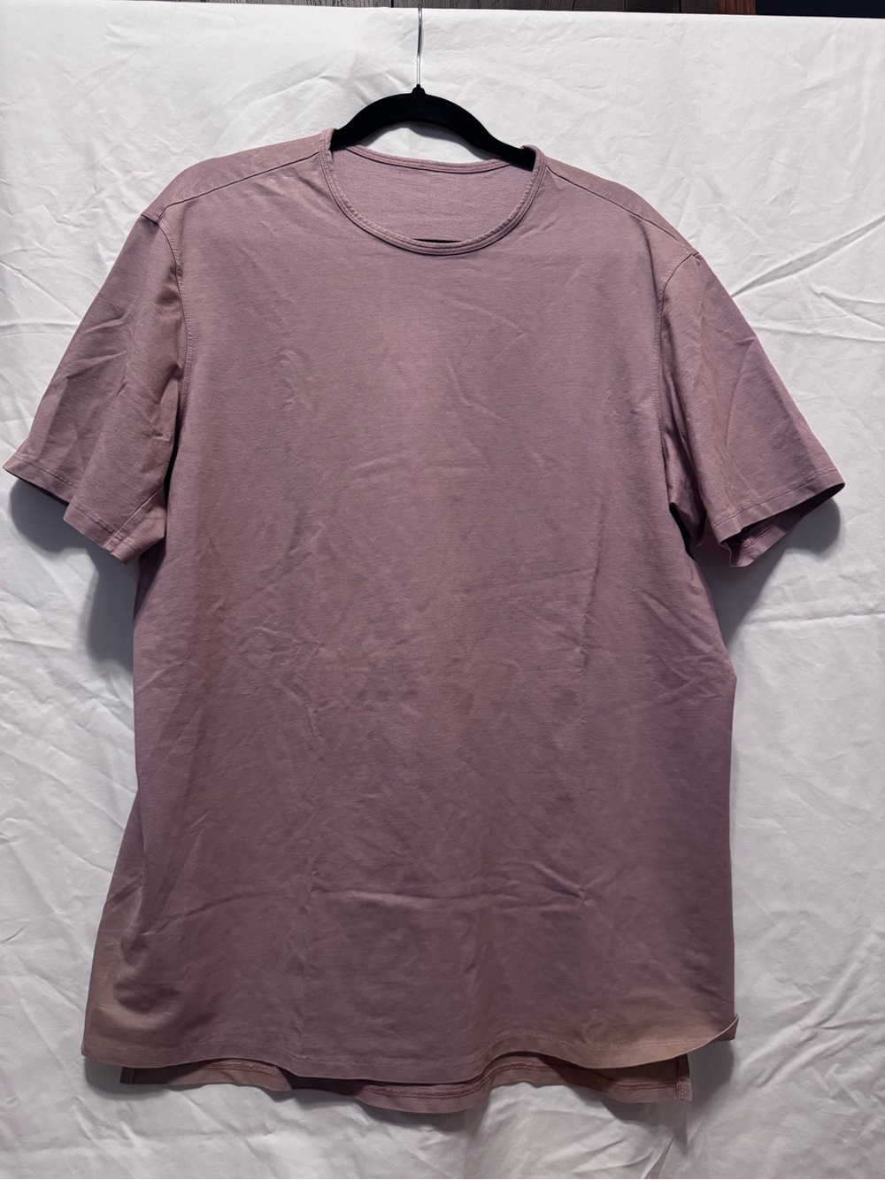 Lululemon Men’s BreatheLight Mesh Tee XL Performance Shirt